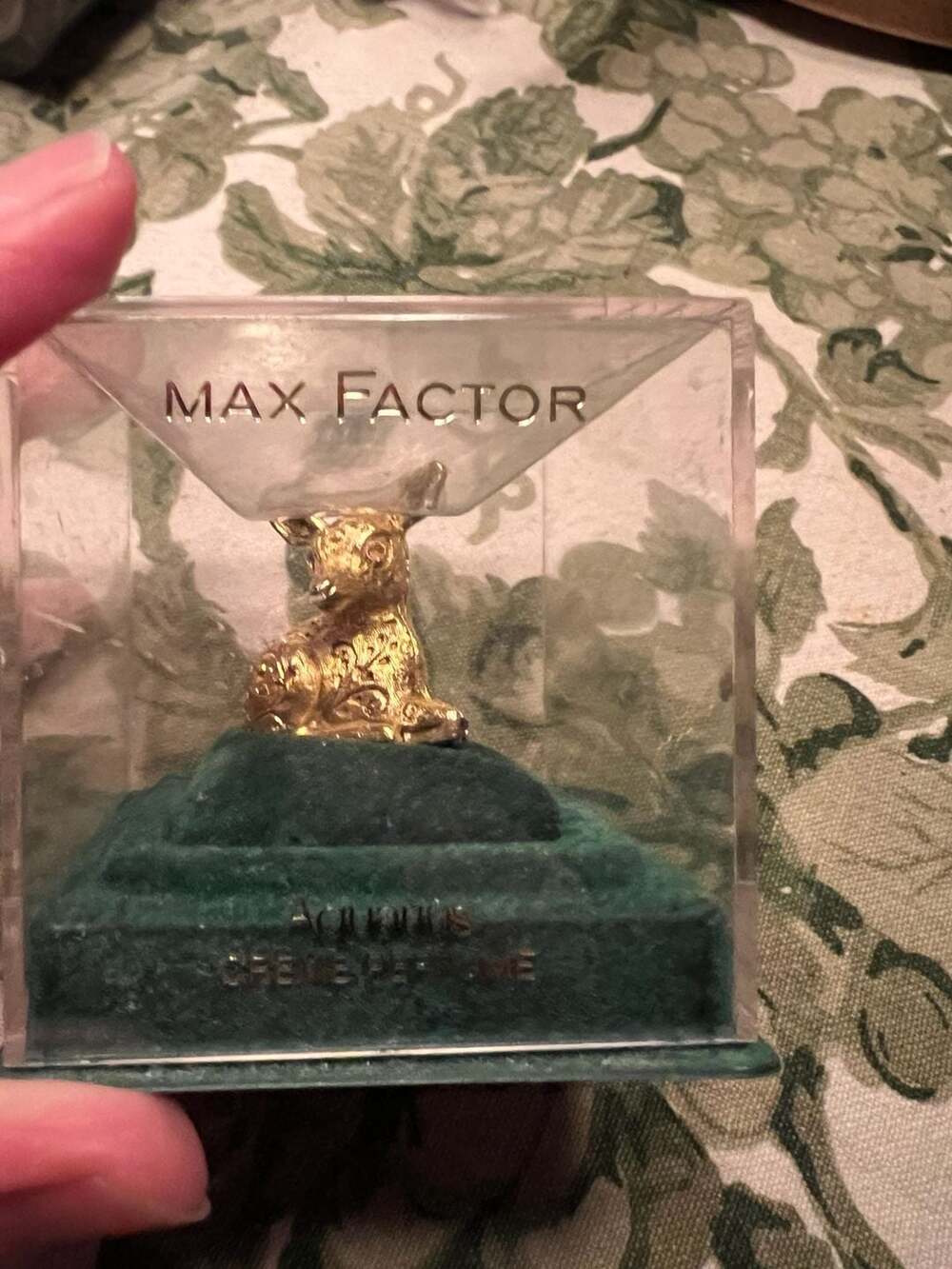 Max Factor Aquarius Zodiac Solid Perfume Deer Figurine in Display Box